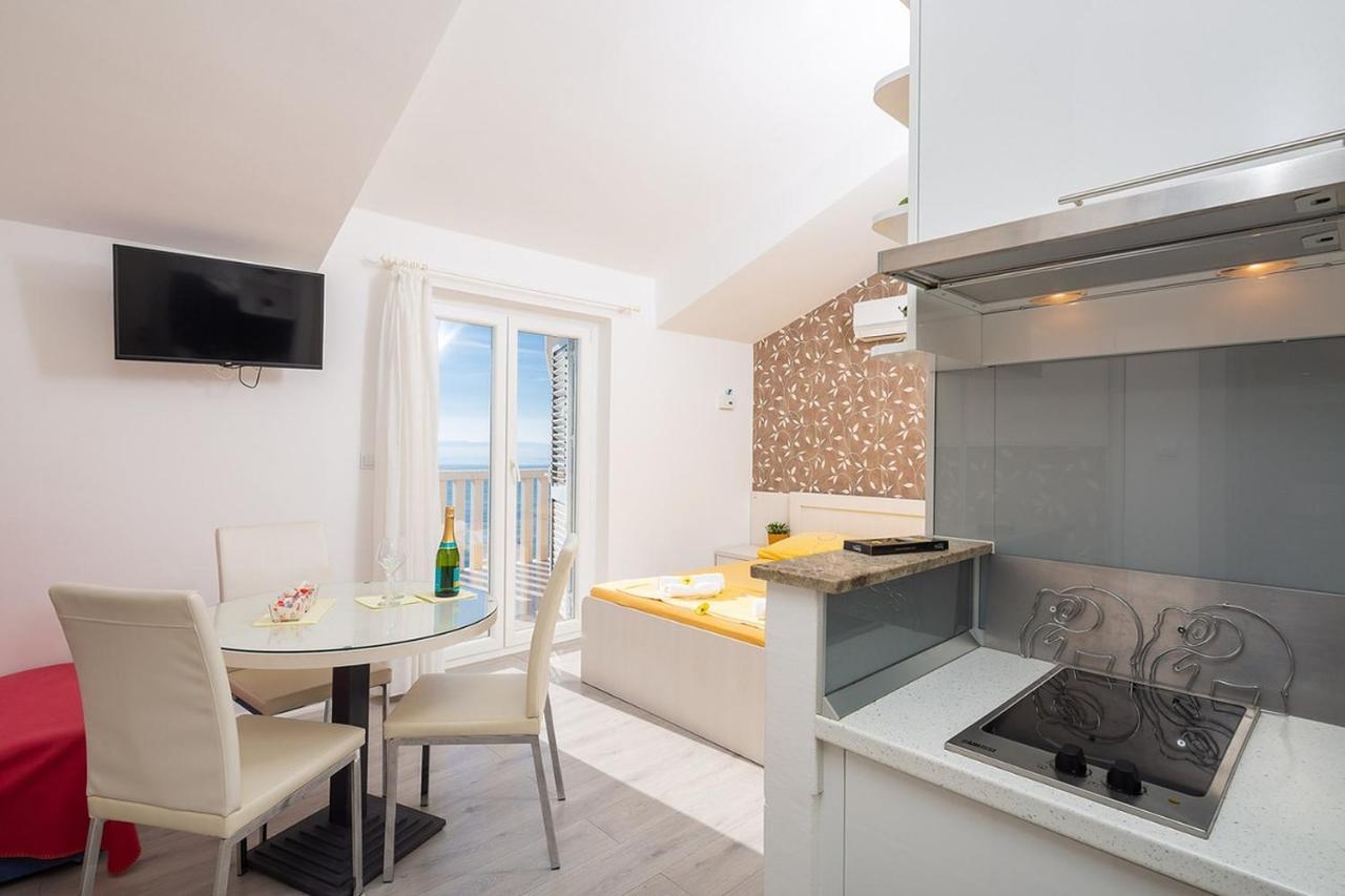 Apartmani Kastelancic Podstrana Exteriér fotografie