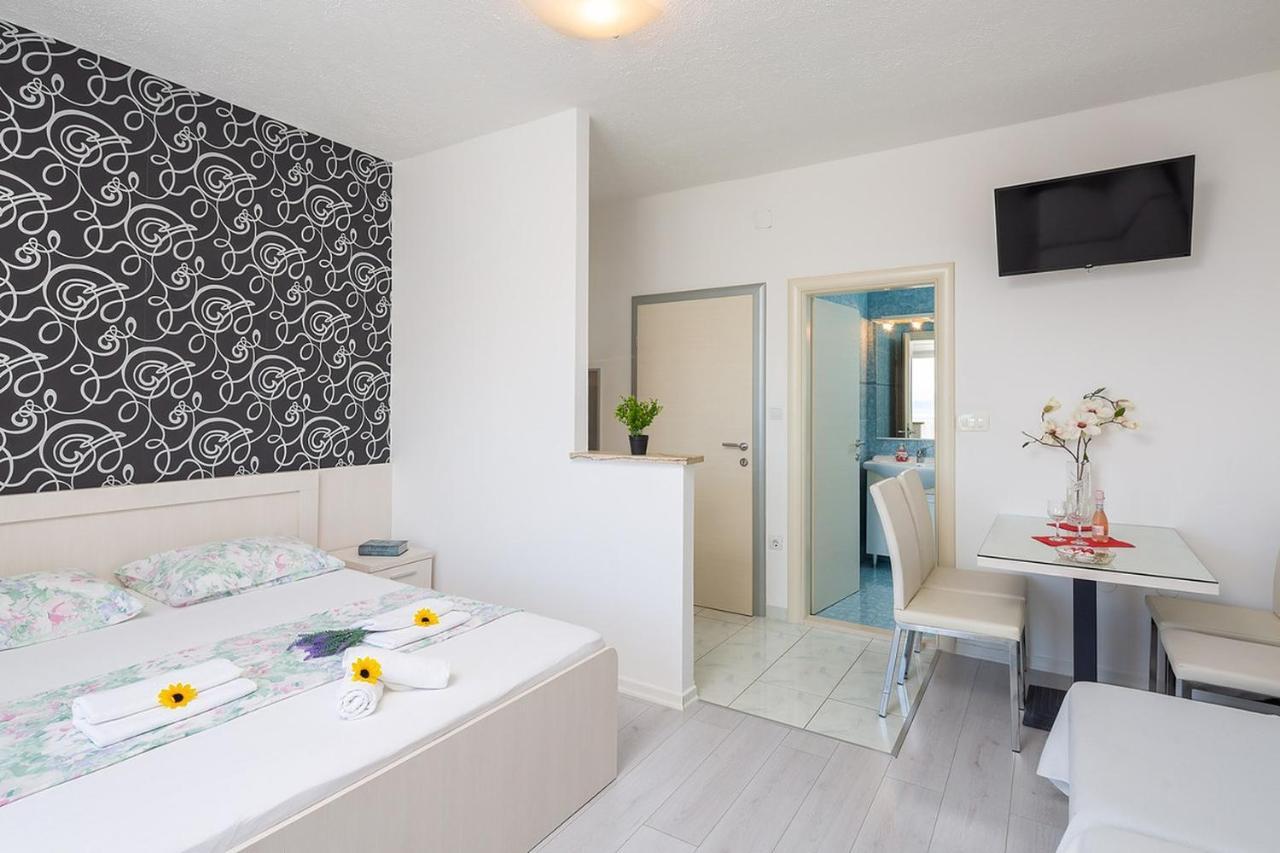 Apartmani Kastelancic Podstrana Exteriér fotografie
